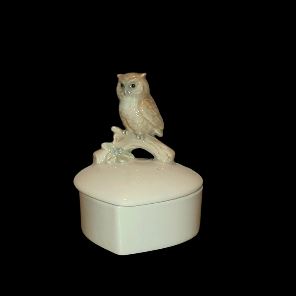 Vintage Otagiri Japan Porcelain Owl Trinket Box Heart-shaped Dresser Vanity Jar